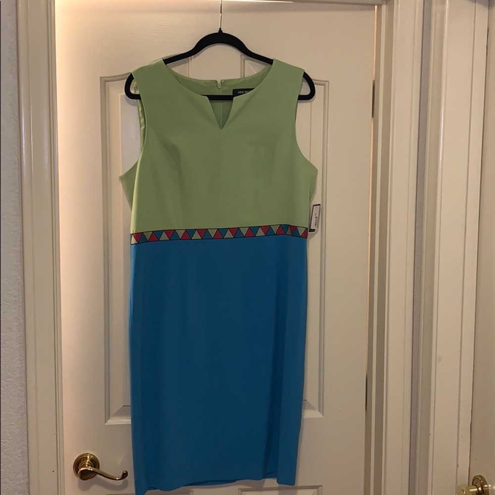 NWT Nine West neon dress with geometric accent